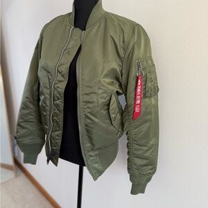 Alpha Industries MA-1 Olive Green Bomber Flight Jacket Women’s M